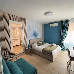 Casa Flowers Bed & Breakfast