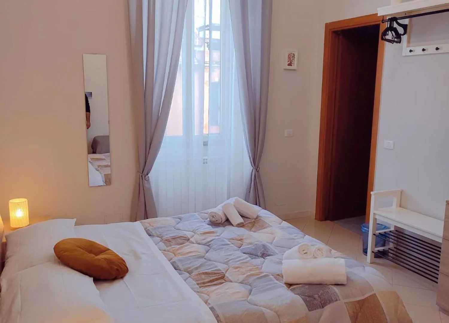 Guest house F.A.M. Rooms Ciampino